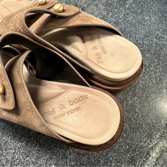 rag & bone

Sommer Suede Platform Wedge Mules - Picture 5 of 10